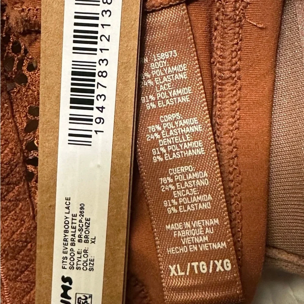 SKIMS FITS EVERYBODY LACE SCOOP BRALETTE | XL - Picture 3 of 3